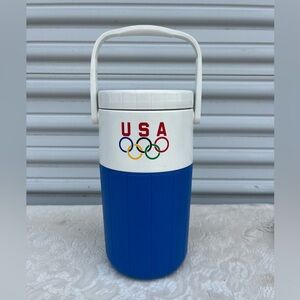 Vintage Coleman USA Olympic Blue & White Insulated Water Jug – 1/2 Gallon